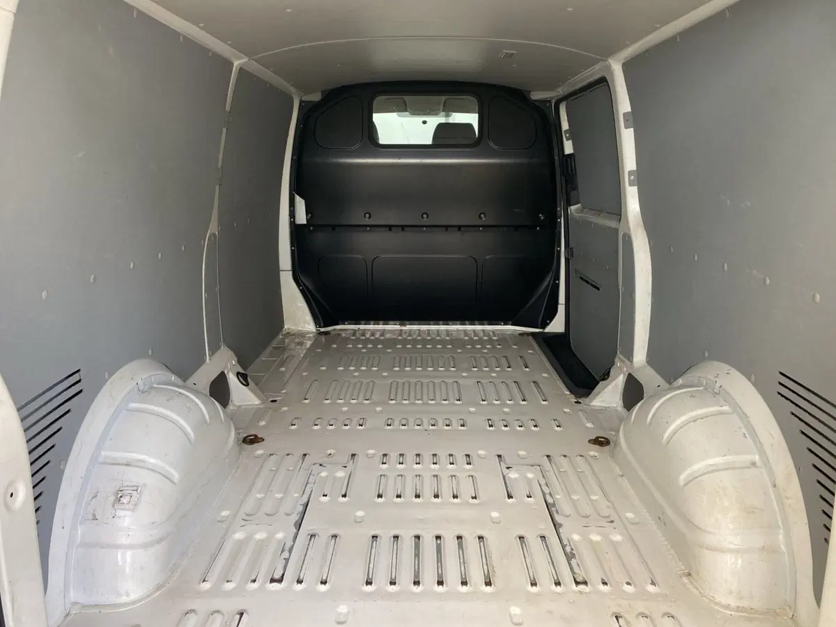 Volkswagen Veicoli Commerciali Transporter Furgone usata a Reggio Calabria (11)