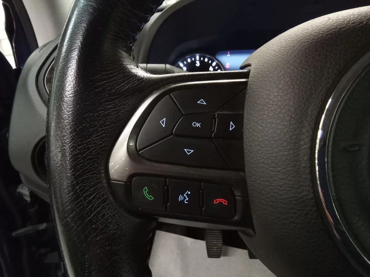 Jeep Renegade usata a Rimini (11)