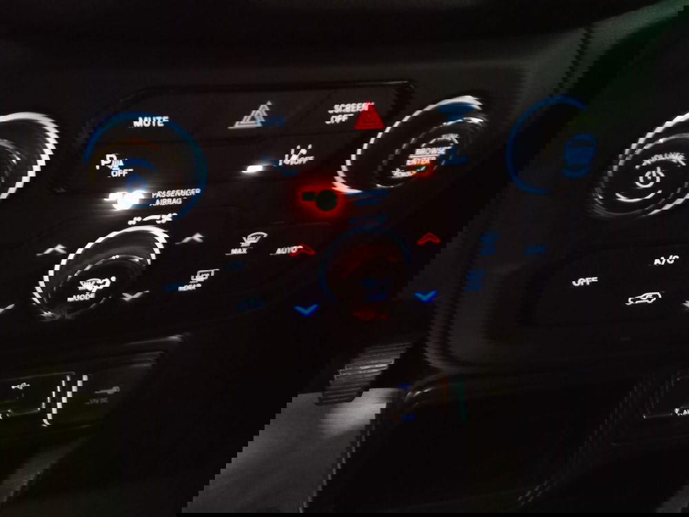 Jeep Renegade usata a Rimini (14)