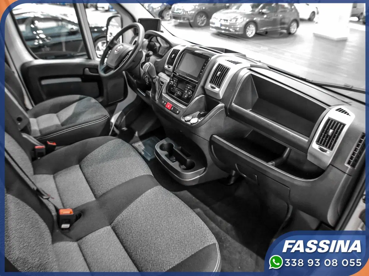 Fiat e-Ducato Furgone nuova a Milano (11)