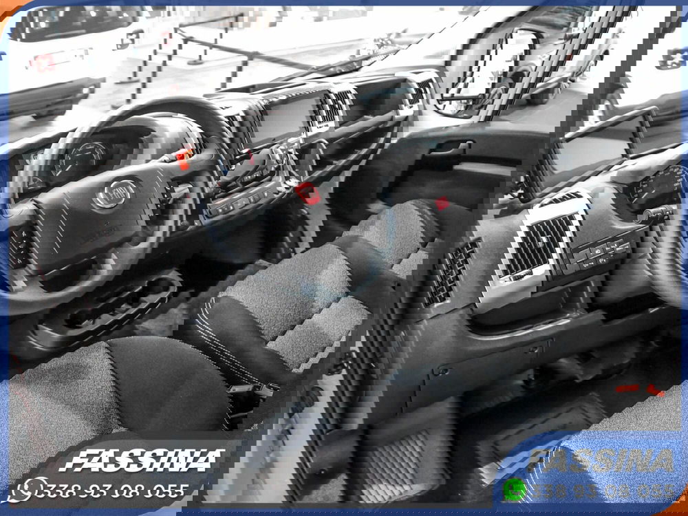 Fiat e-Ducato Furgone nuova a Milano (8)