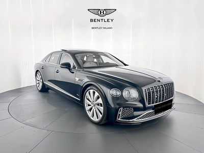 Bentley Flying Spur Spur 4.0 V8 phev Speed auto nuova a Milano
