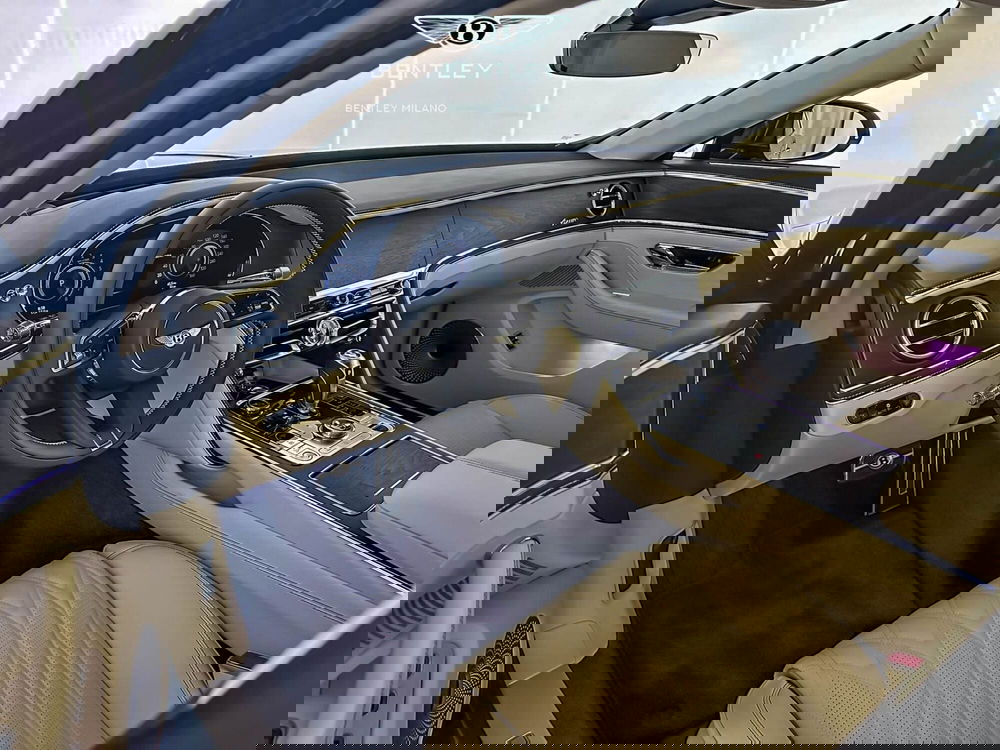 Bentley Flying Spur nuova a Milano (10)