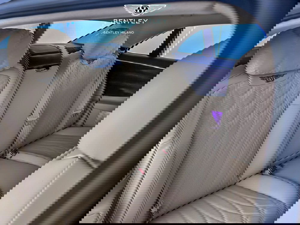 Bentley Flying Spur nuova a Milano (15)
