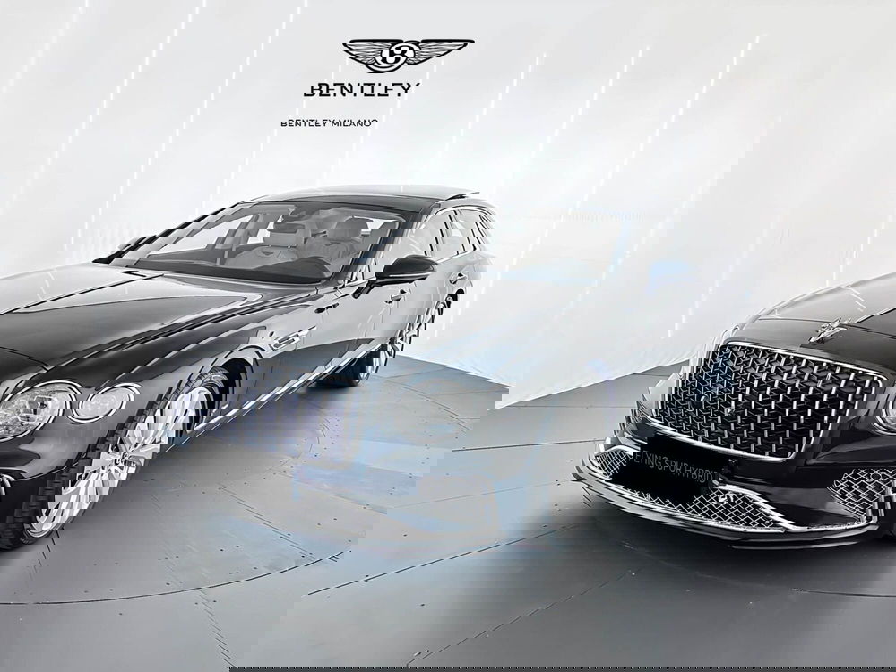 Bentley Flying Spur nuova a Milano (3)
