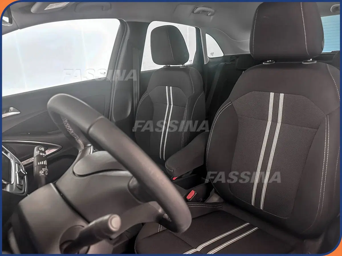 Opel Crossland usata a Milano (8)