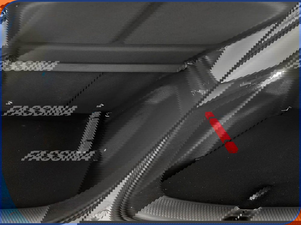 Mg ZS nuova a Milano (12)