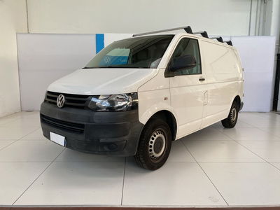 Volkswagen Veicoli Commerciali Transporter Furgone 2.0 TDI 102CV PC Furgone del 2014 usata a Cornegliano Laudense