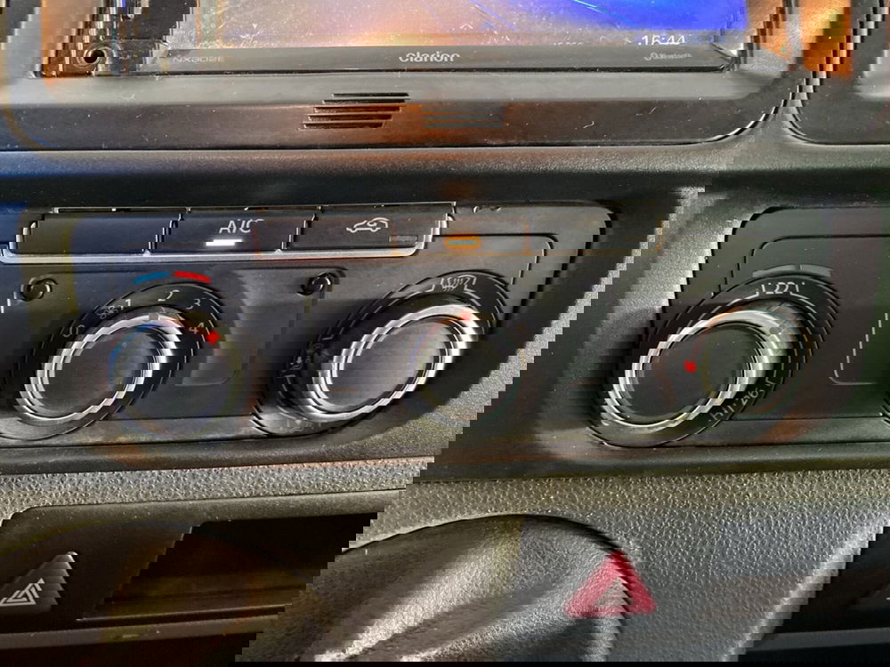 Volkswagen Veicoli Commerciali Transporter Furgone usata a Lodi (11)