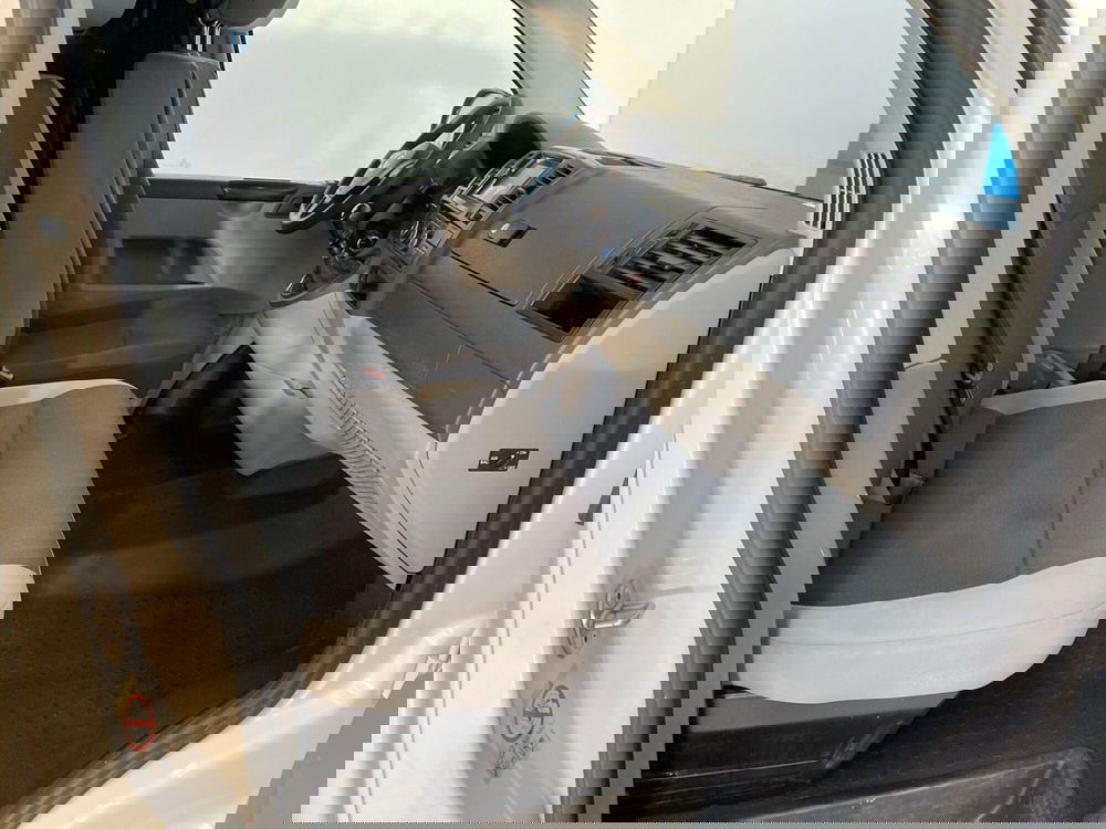 Volkswagen Veicoli Commerciali Transporter Furgone usata a Lodi (6)