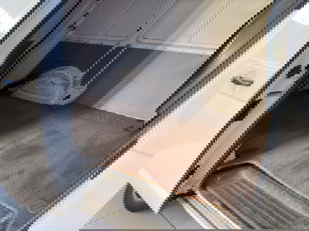 Volkswagen Veicoli Commerciali Transporter Furgone usata a Lodi (8)