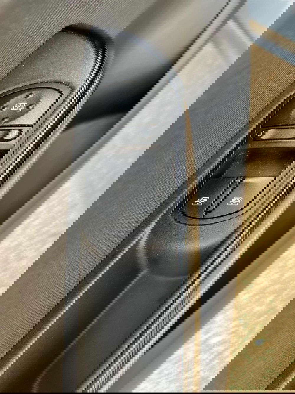 Opel Corsa usata a Foggia (17)