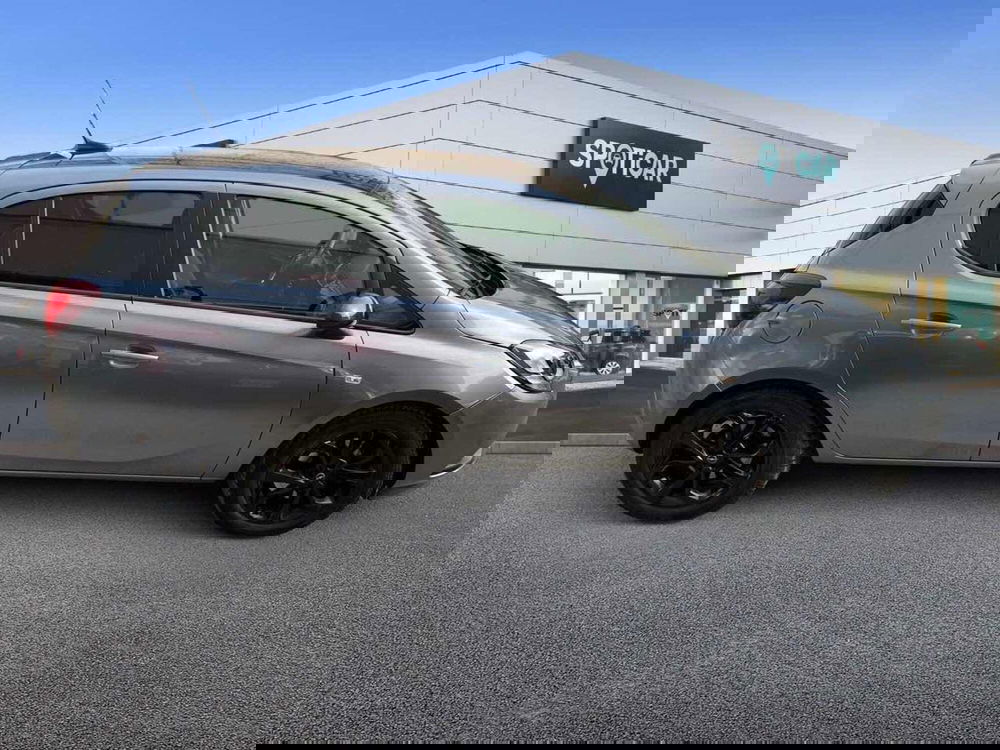 Opel Corsa usata a Foggia (5)