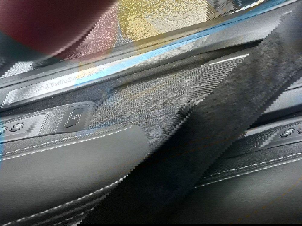 Peugeot 3008 usata a Massa-Carrara (15)