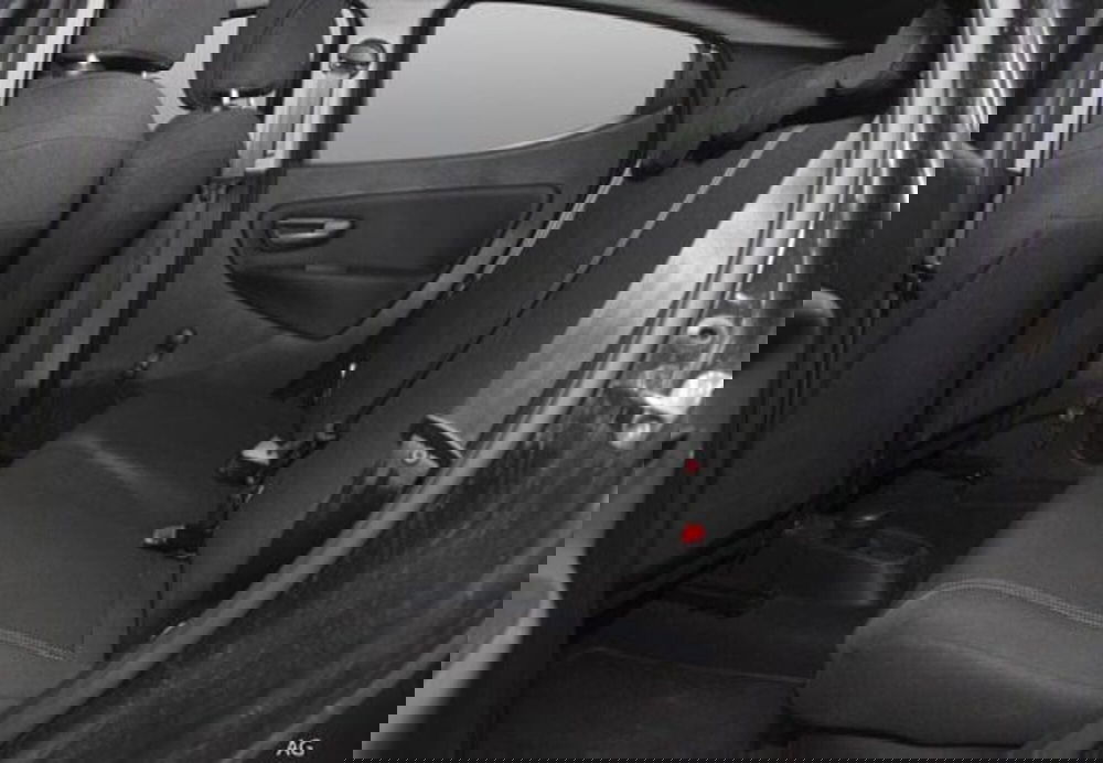 Lancia Ypsilon usata a Cosenza (12)