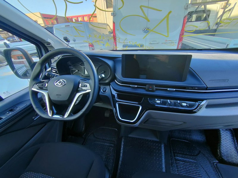 Maxus e Furgone nuova a Torino (10)
