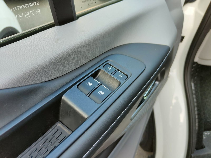 Maxus e Furgone nuova a Torino (13)
