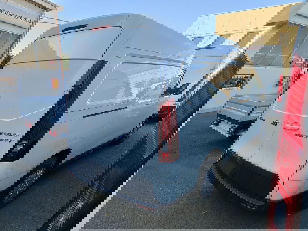 Maxus e Furgone nuova a Torino (4)