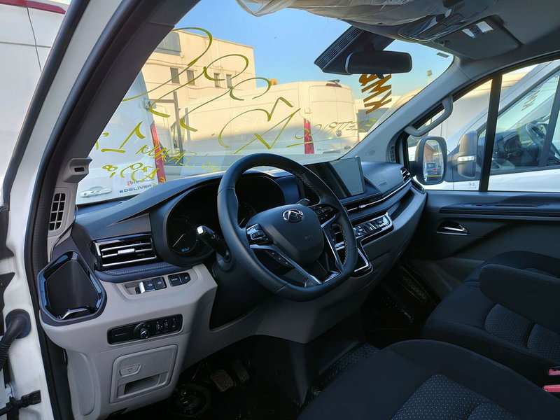 Maxus e Furgone nuova a Torino (9)
