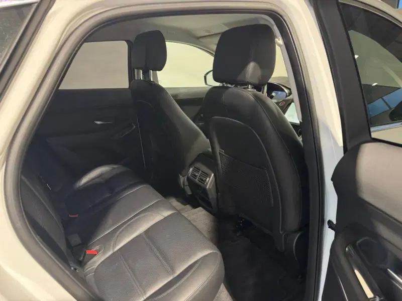 Jaguar E-Pace usata a Venezia (11)