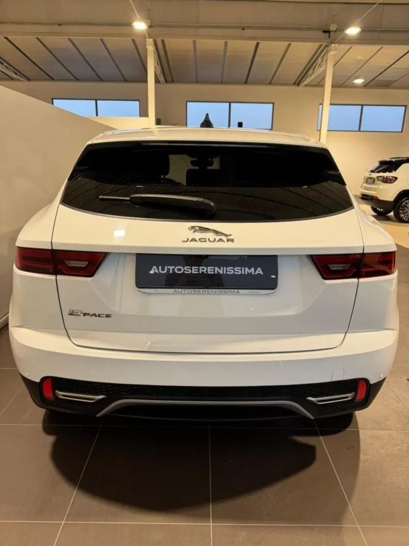 Jaguar E-Pace usata a Venezia (3)