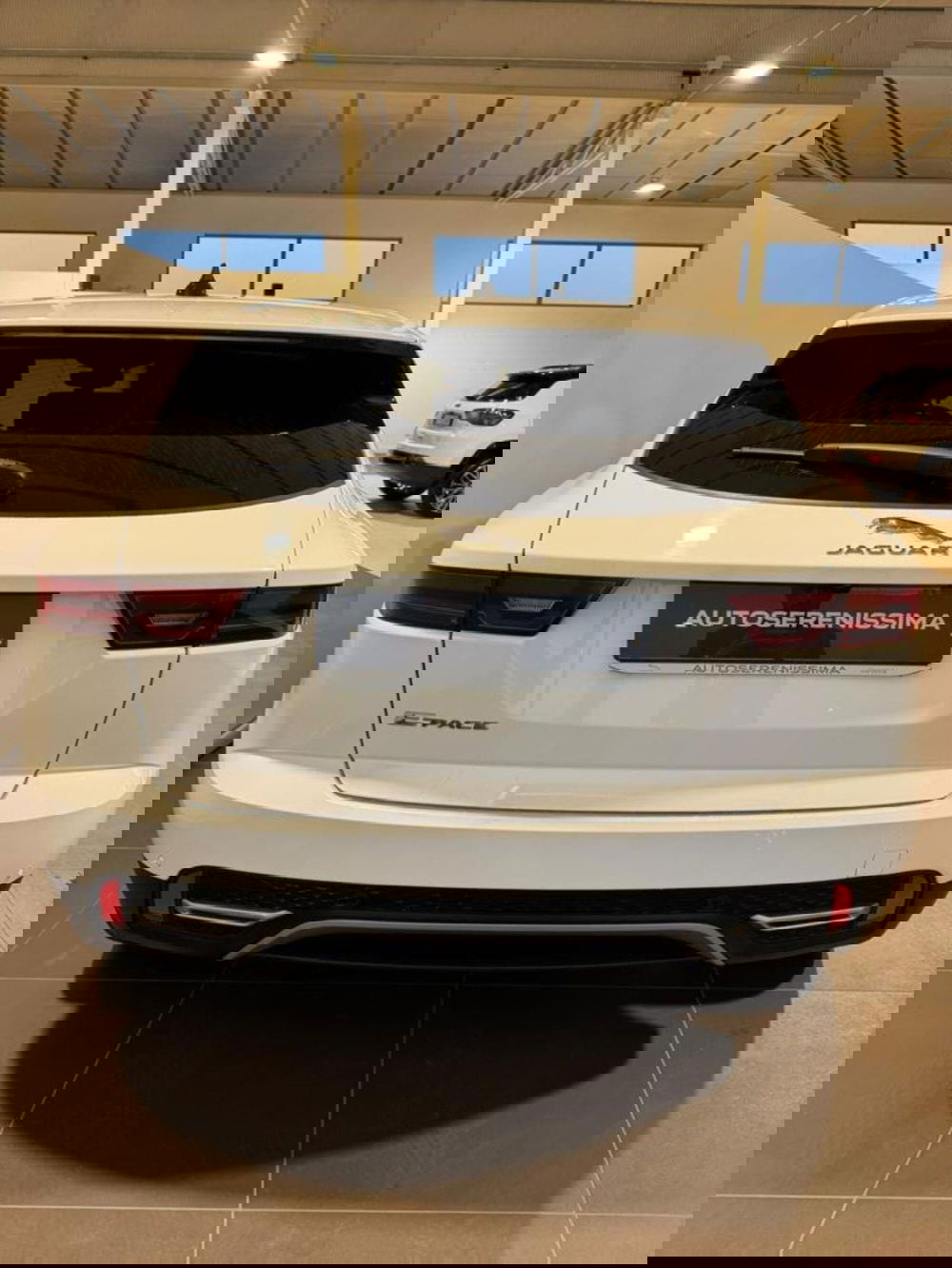 Jaguar E-Pace usata a Venezia (3)