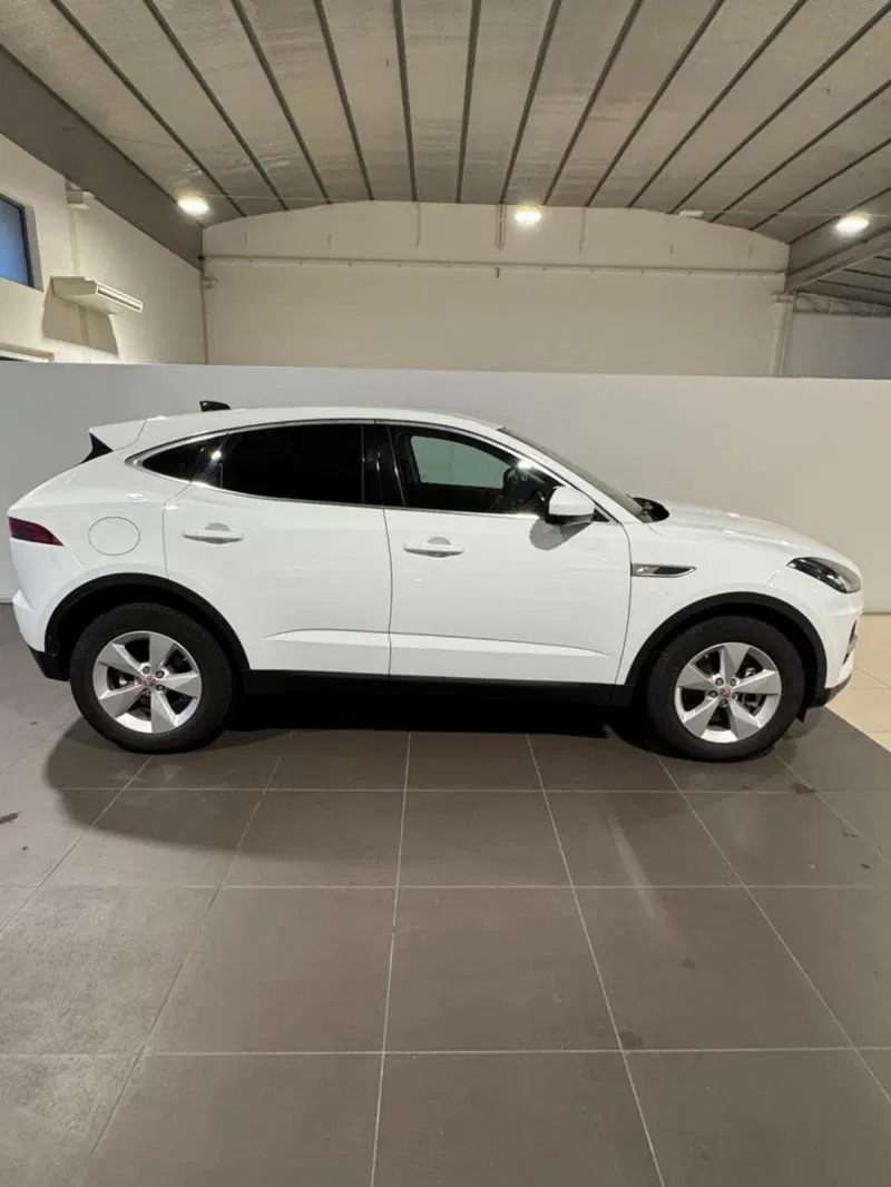 Jaguar E-Pace usata a Venezia (6)