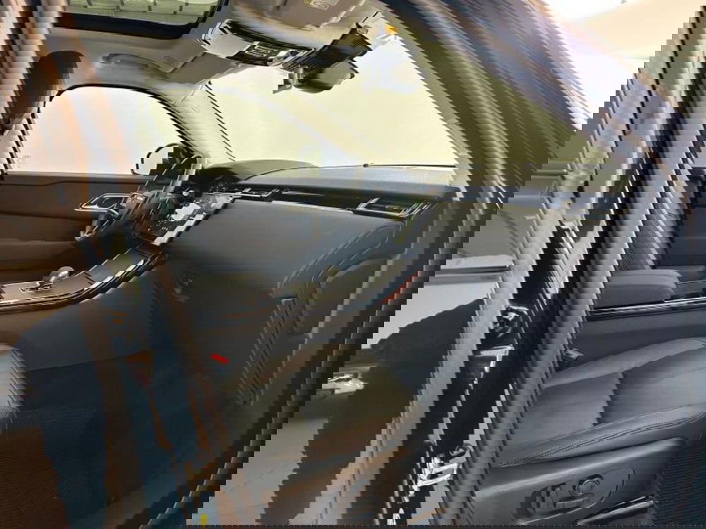 Land Rover Range Rover Velar usata a Venezia (10)