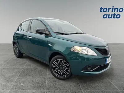 Lancia Ypsilon 1.2 69 CV 5 porte Gold del 2018 usata a Torino