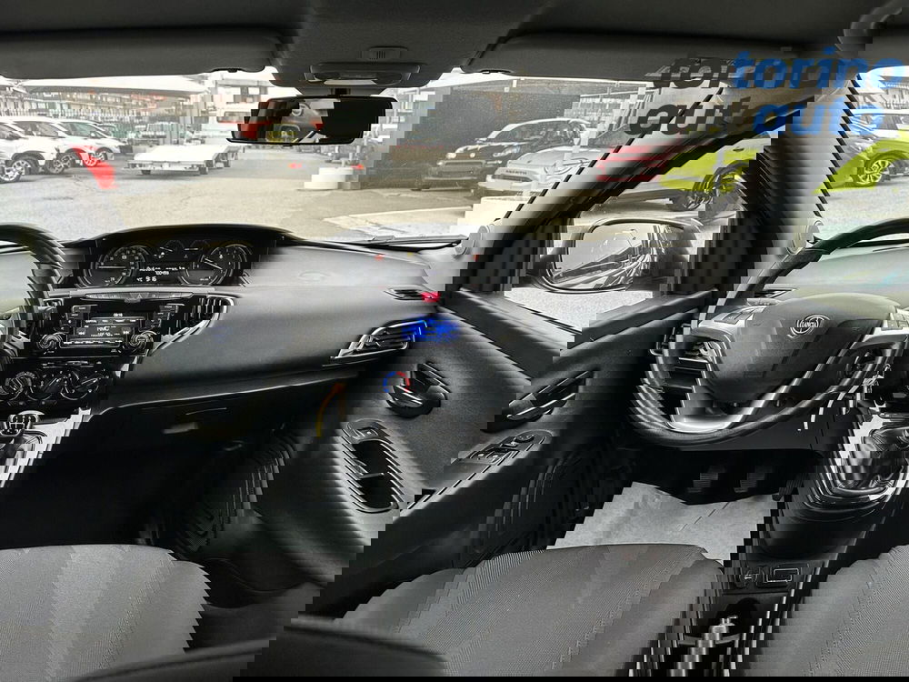 Lancia Ypsilon usata a Torino (12)