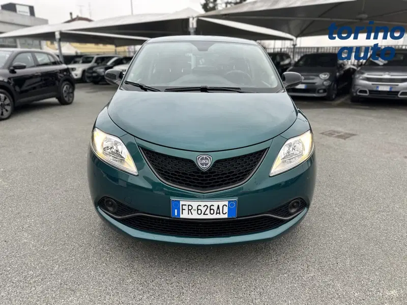 Lancia Ypsilon usata a Torino (2)