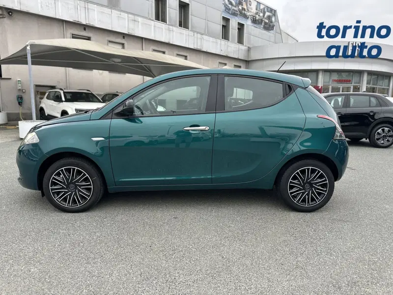 Lancia Ypsilon usata a Torino (4)