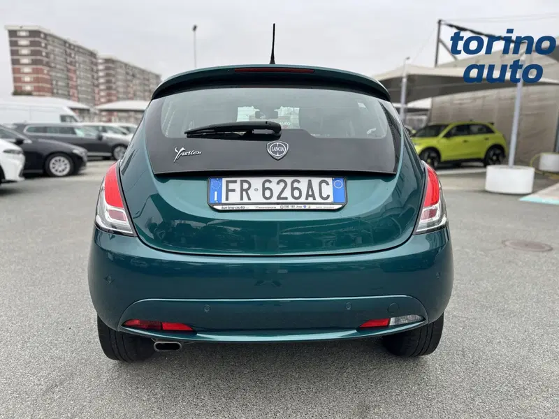 Lancia Ypsilon usata a Torino (6)