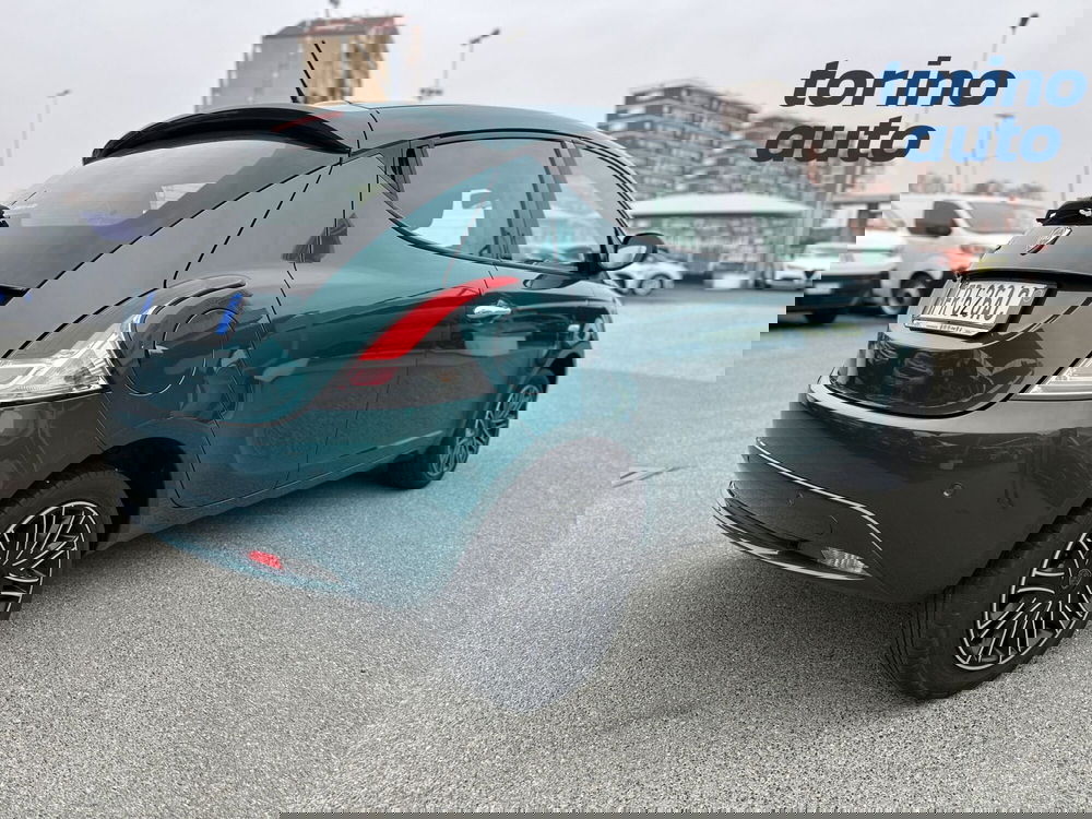 Lancia Ypsilon usata a Torino (7)