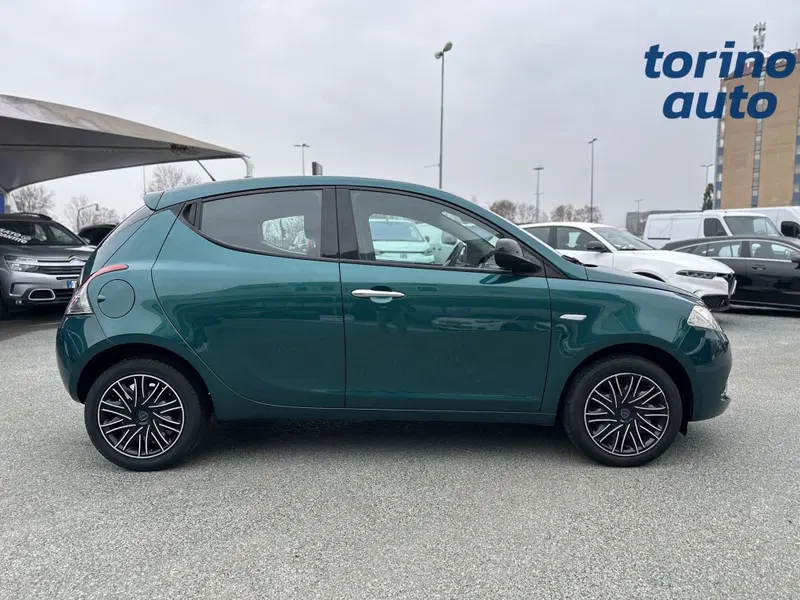 Lancia Ypsilon usata a Torino (8)