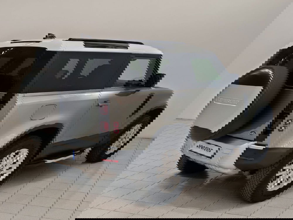 Land Rover Defender usata a Verbano Cusio Ossola (2)