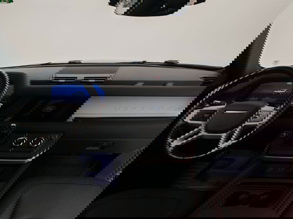 Land Rover Defender usata a Verbano Cusio Ossola (4)