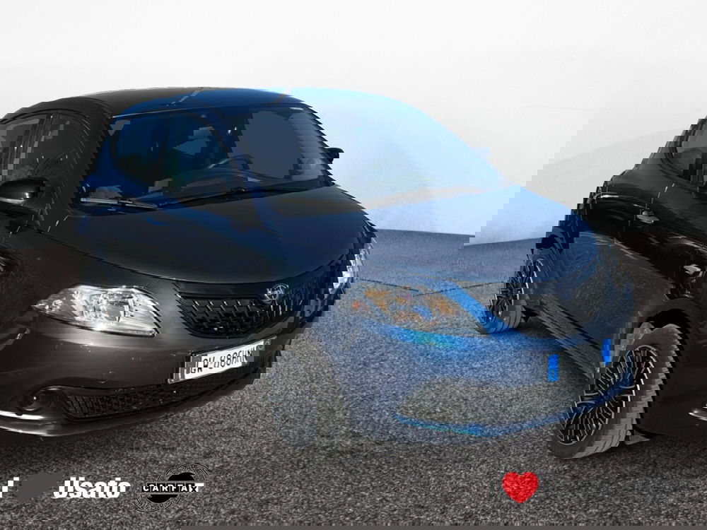 Lancia Ypsilon usata a Roma (2)