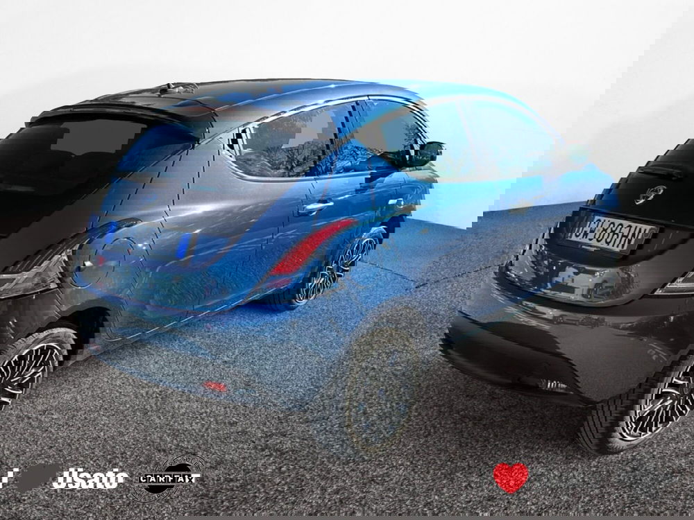 Lancia Ypsilon usata a Roma (3)