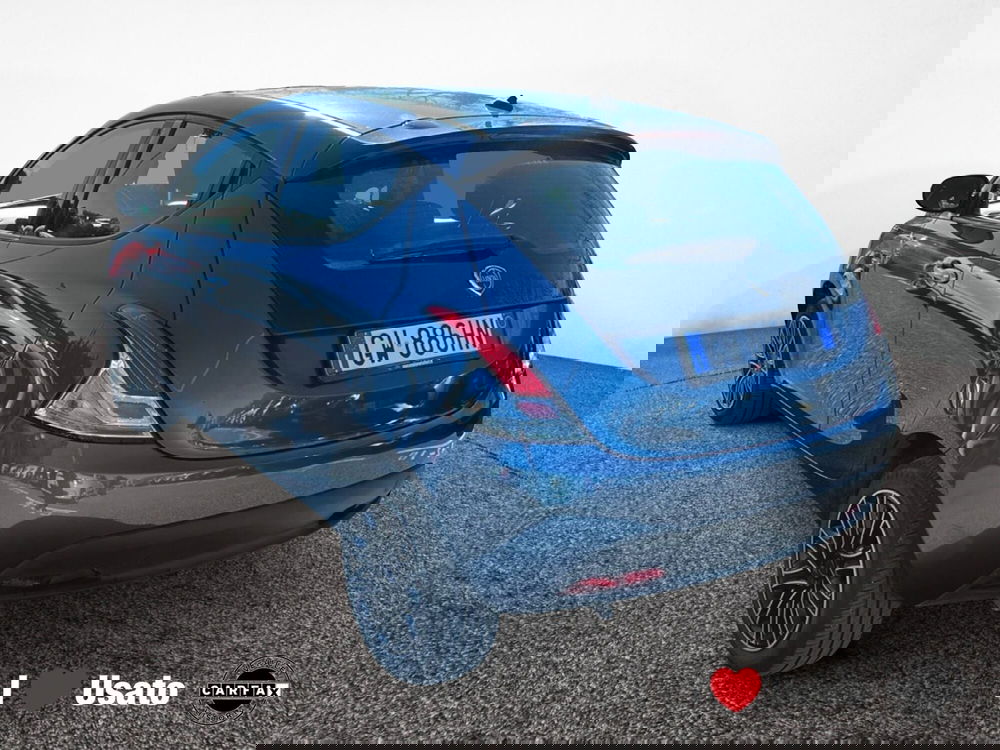 Lancia Ypsilon usata a Roma (4)