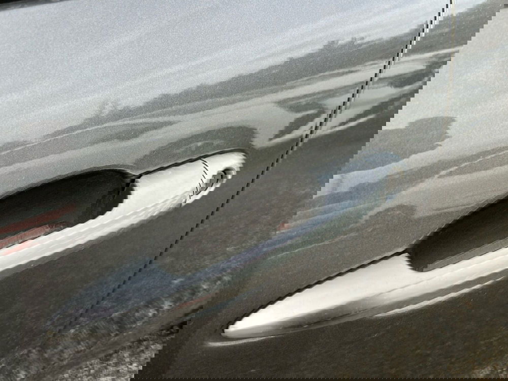 Lancia Ypsilon usata a Roma (9)