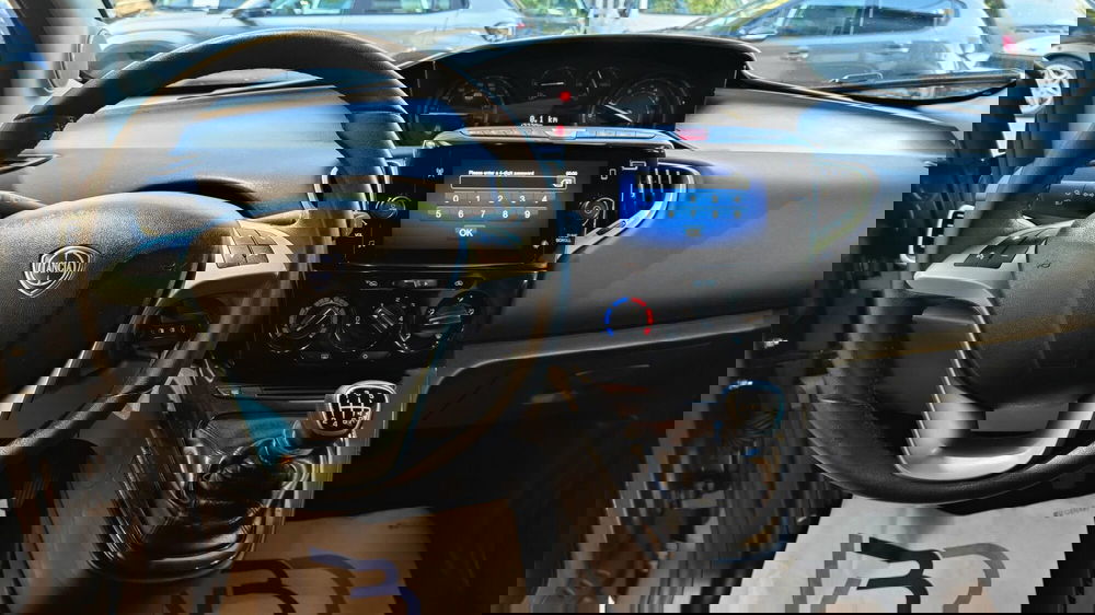 Lancia Ypsilon usata a Milano (13)