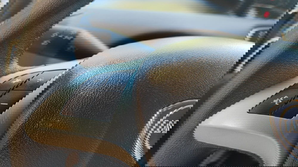 Lancia Ypsilon usata a Milano (15)