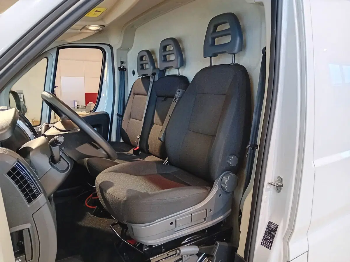 Fiat e-Ducato Furgone usata a Milano (10)