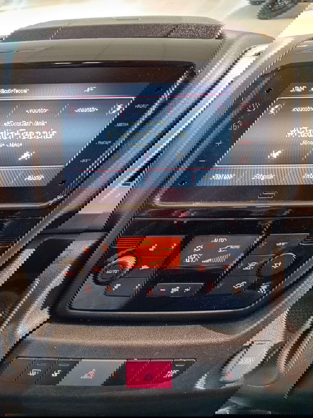 Fiat e-Ducato Furgone usata a Milano (12)