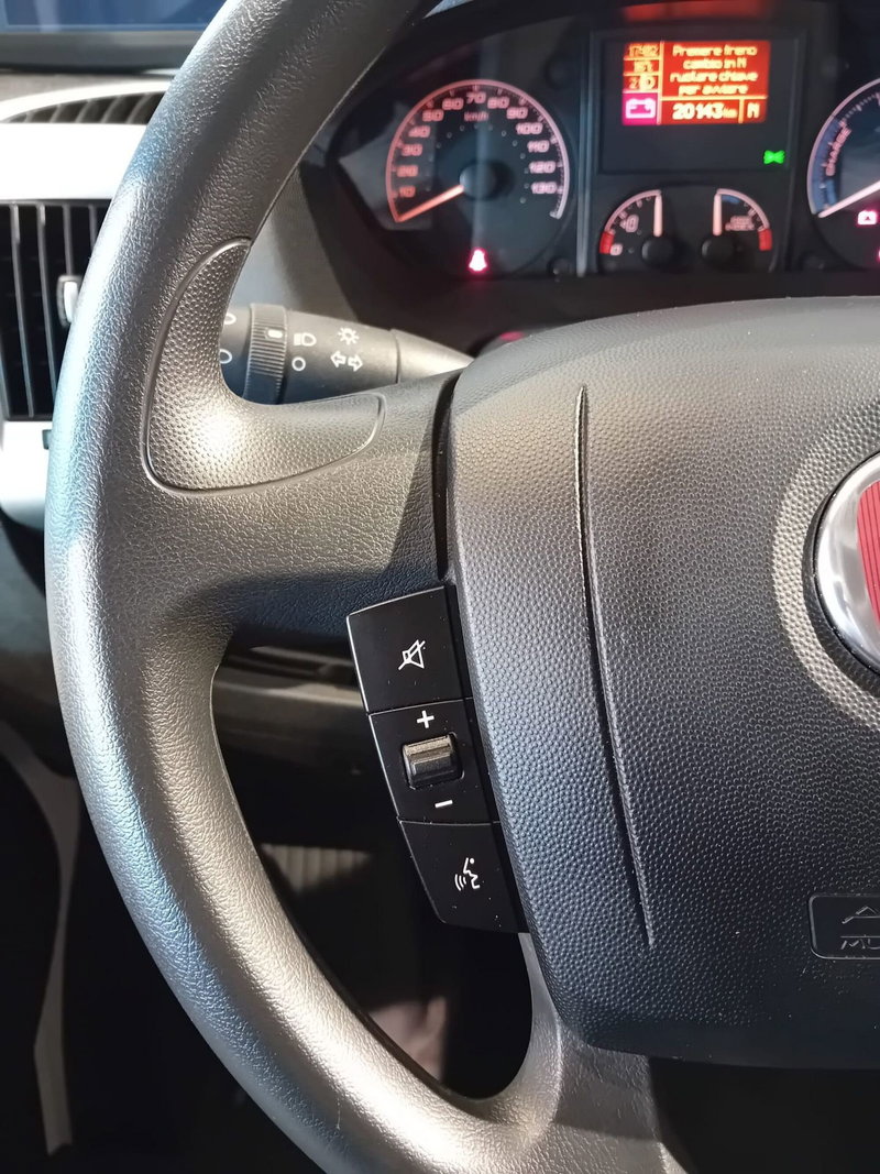 Fiat e-Ducato Furgone usata a Milano (17)