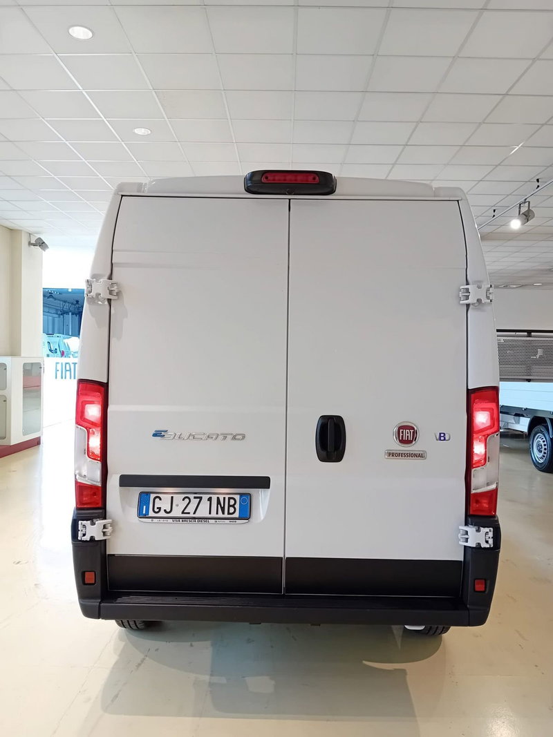 Fiat e-Ducato Furgone usata a Milano (4)