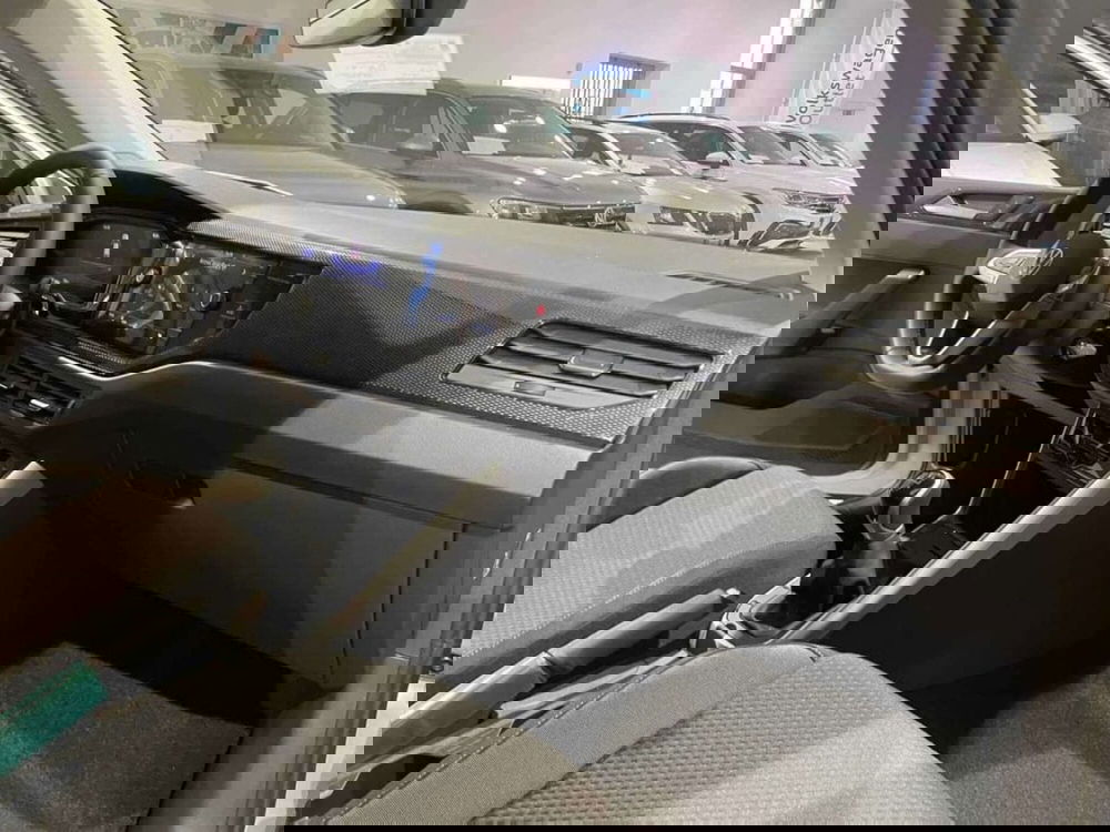 Volkswagen Polo nuova a Genova (10)