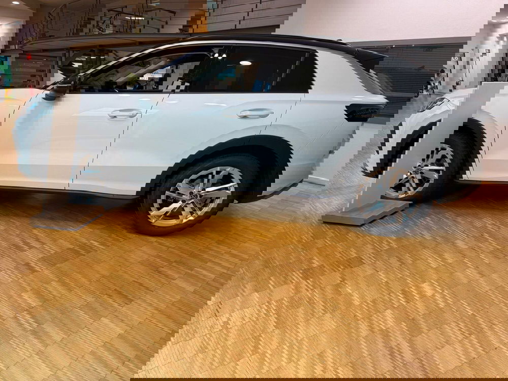 Volkswagen T-Roc nuova a Genova (2)