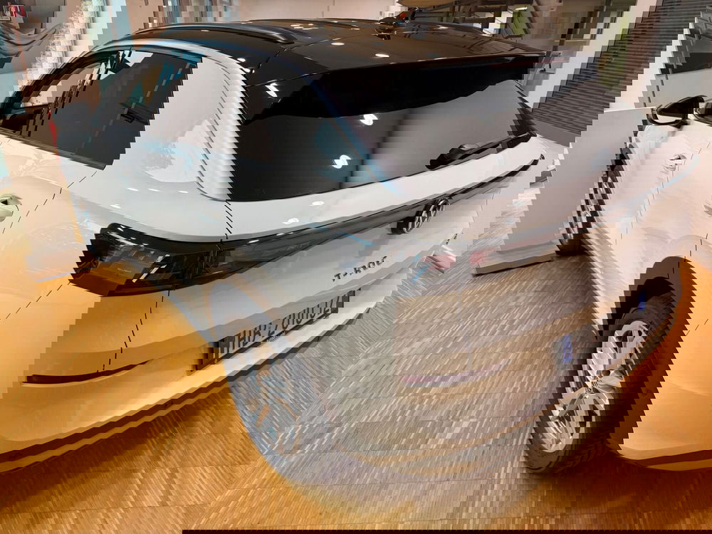 Volkswagen T-Roc nuova a Genova (3)